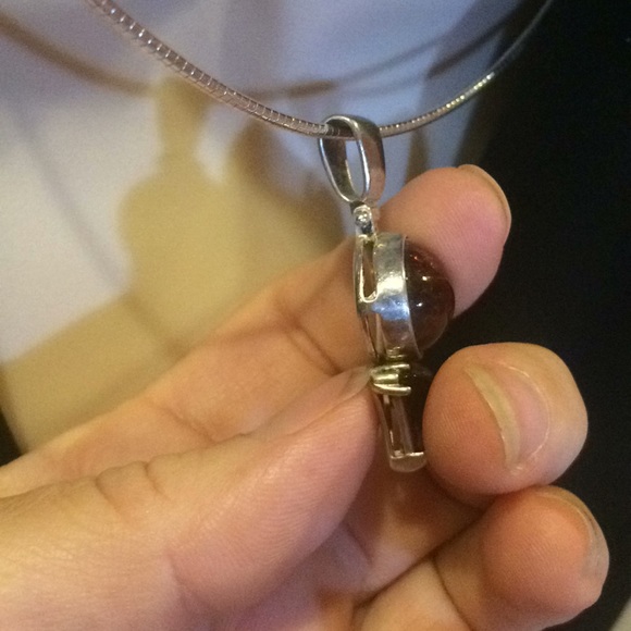 Sterling Silver Amber Pendant - Picture 5 of 5